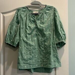 Universal  Thread light green cotton blouse